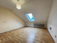 K�che Gro�z�gige 4-Zimmer-Wohnung mit Balkon mit N�he zu Frankfurt - Perfekt f�r Familien und Paare