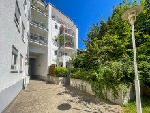 Innenhof Helle, leerstehende 2-Zimmer-Gartenwohnung nahe dem Main und der Innenstadt!