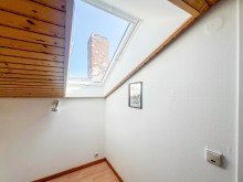 Wohnbereich Charmante, vollm�blierte Dachgeschosswohnung im Offenbacher Westend