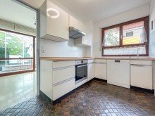 K�che Lichtdurchflutete 3-Zimmer-Wohnung mit Wintergarten, Garten und Terrasse in ruhiger Lage