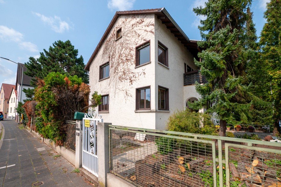 Hausansicht Zweifamilienhaus Hanau / Klein-Auheim