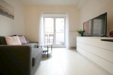 Wohnzimmer Vollm�blierte 2 Zimmer Wohnung in zentraler Lage Frankfurts!
